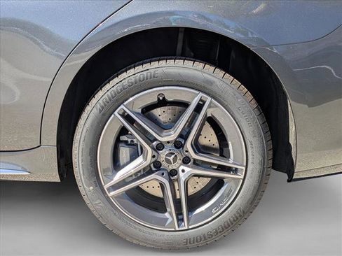 New 2026 Mercedes-Benz S 580 4MATIC Sedan image 9