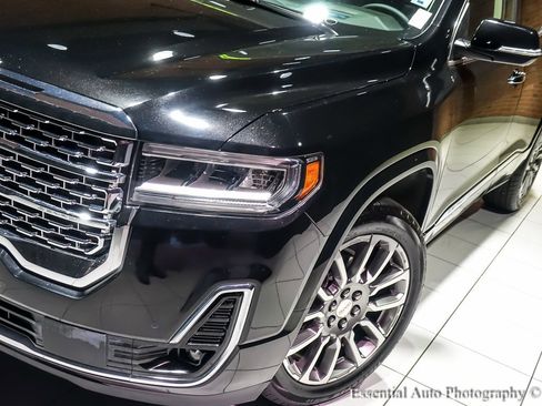 Certified 2023 GMC Acadia Denali w/ Denali Ultimate Package image 8