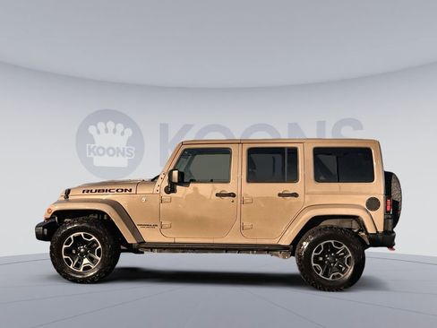 Used 2016 Jeep Wrangler Unlimited Rubicon image 2