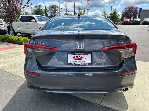Used 2024 Honda Civic Sport image 4