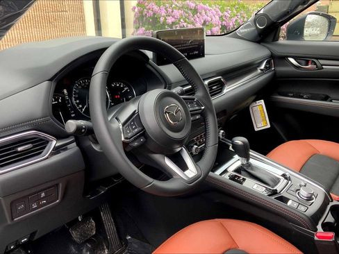 New 2025 MAZDA CX-5 Carbon Edition image 9