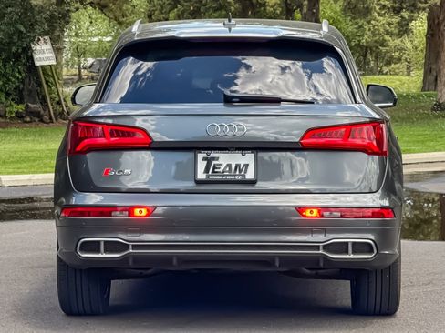 Used 2018 Audi SQ5 Prestige AWD/4WD image 5