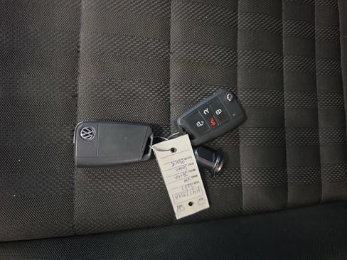 Used 2023 Volkswagen Jetta Sport FWD image 36