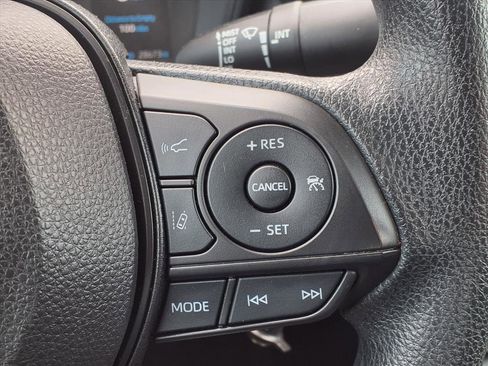 Used 2022 Toyota Corolla LE image 15