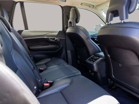 Used 2020 Volvo XC90 T5 Momentum w/ Protection Package Premier image 27
