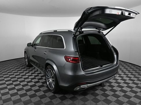 Certified 2025 Mercedes-Benz GLS 450 4MATIC image 32
