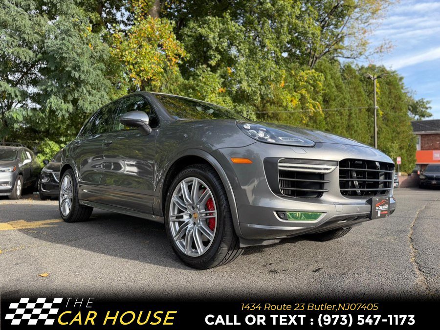 Used 2016 Porsche Cayenne GTS w/ Premium Package Plus AWD/4WD image 11
