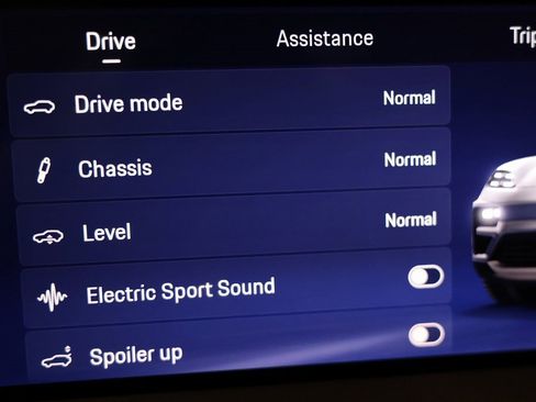 Used 2025 Porsche Macan Turbo Electric image 33