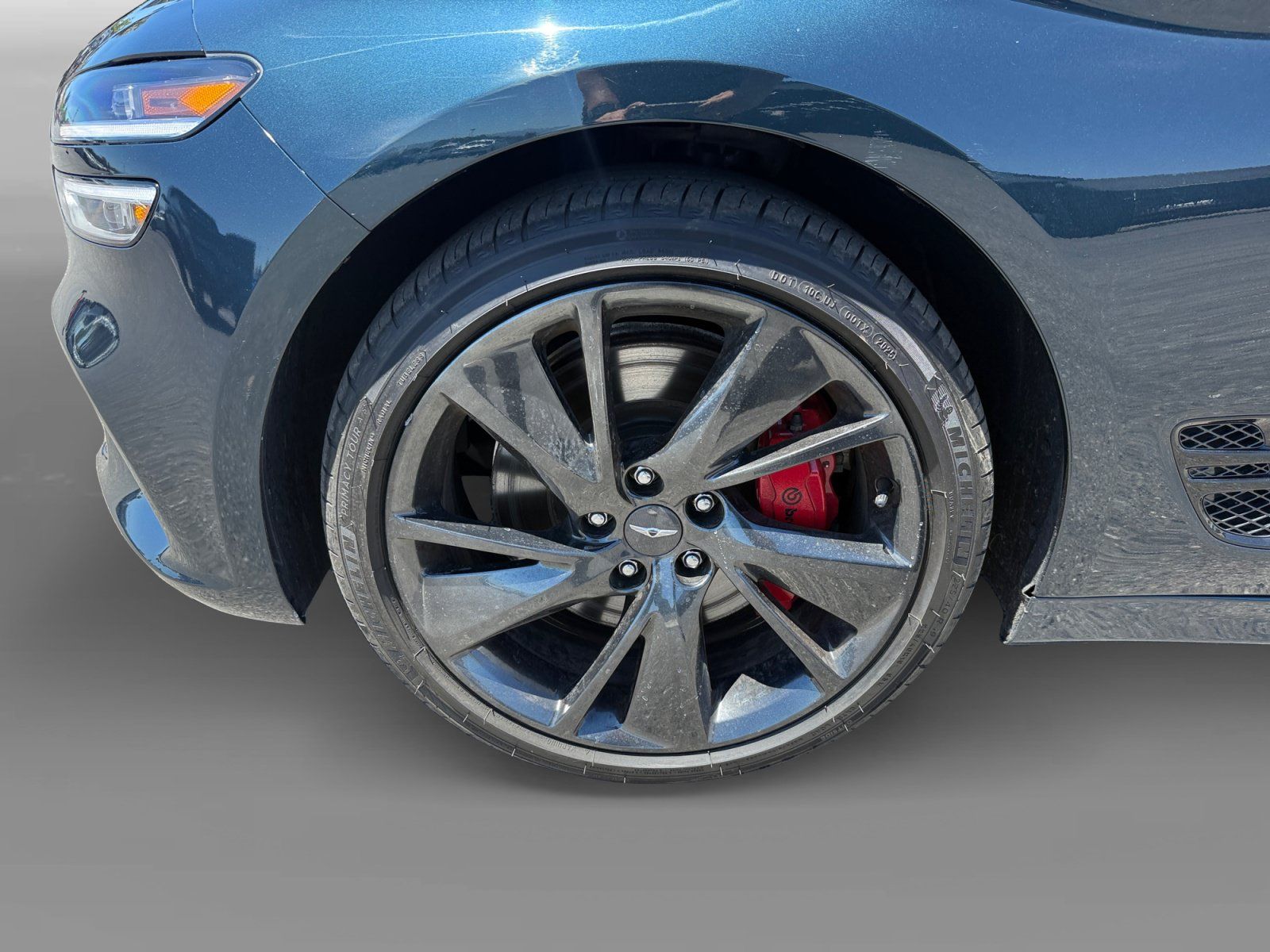 Used 2023 Genesis G70 3.3T w/ Sport Prestige Package AWD/4WD image 9