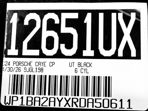 Certified 2024 Porsche Cayenne Coupe AWD/4WD image 30
