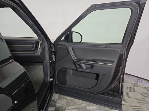 Used 2024 Rivian R1T Adventure AWD/4WD image 18