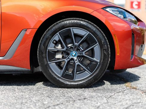 Used 2023 BMW i4 eDrive35 w/ Premium Package RWD image 15