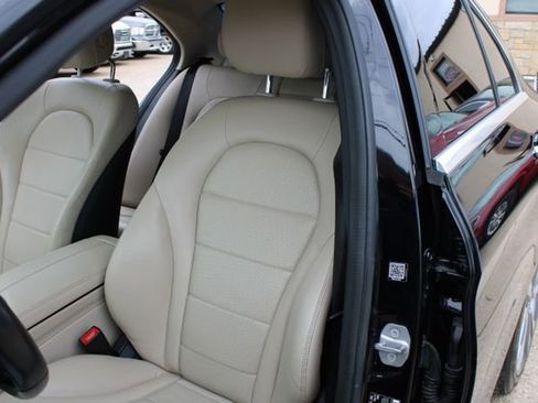 Used 2017 Mercedes-Benz C 300 Sedan w/ Premium 1 Package image 15