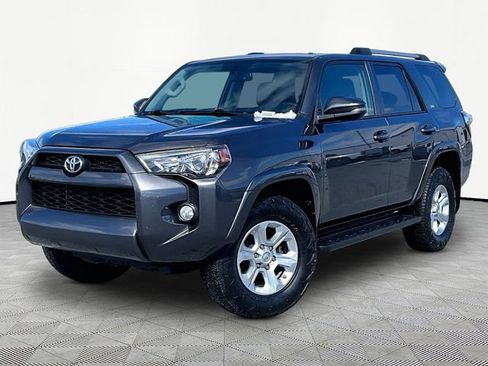 Used 2019 Toyota 4Runner SR5 Premium image 3