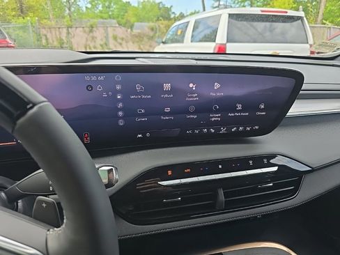 New 2026 Buick Enclave Avenir FWD image 22