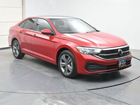 Certified 2024 Volkswagen Jetta SE FWD image 25