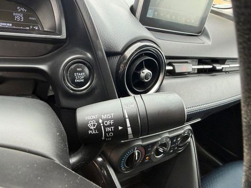 Used 2017 Toyota Yaris iA image 15