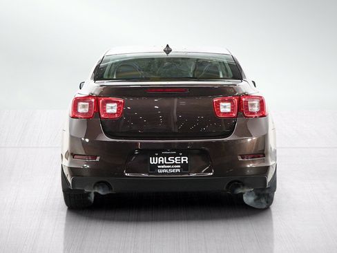 Used 2015 Chevrolet Malibu LTZ FWD image 4