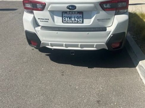 Used 2021 Subaru Crosstrek 2.5i Limited w/ Moonroof Package 2 AWD/4WD image 2