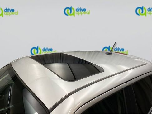 Used 2011 Nissan Juke SV image 13