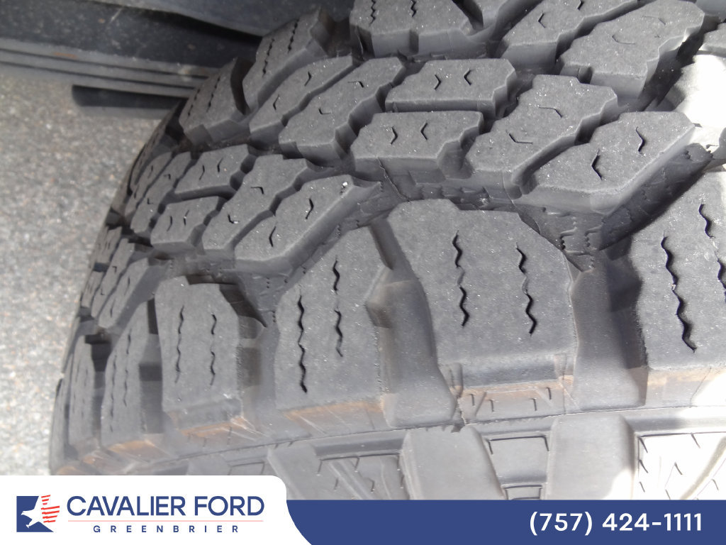 Used 2025 Ford F250 Lariat w/ Tremor Off-Road Package AWD/4WD image 16