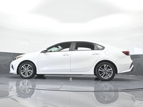 Used 2023 Kia Forte LXS FWD image 51