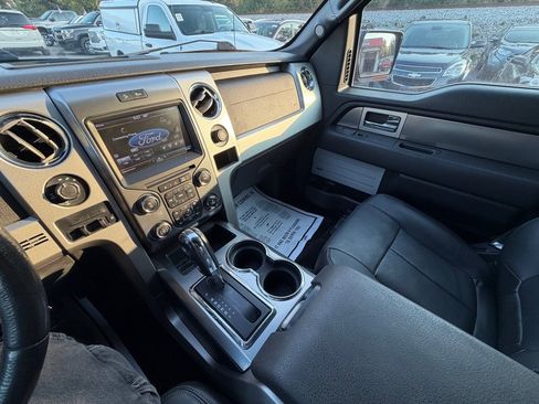 Used 2014 Ford F150 FX4 w/ Equipment Group 402A Luxury AWD/4WD image 15