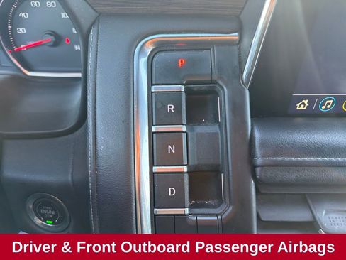 Used 2021 Chevrolet Suburban LT w/ LT Signature Package image 28