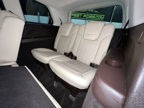 Used 2018 Mercedes-Benz GLS 450 4MATIC w/ Premium Package image 29