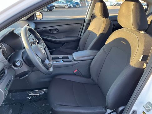 Used 2025 Nissan Sentra S image 34