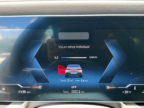 New 2025 BMW i7 xDrive60 image 11