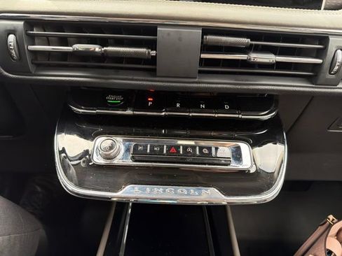 Used 2023 Lincoln Corsair Reserve w/ Equipment Group 201A AWD/4WD image 21
