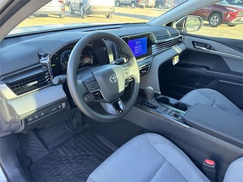 Used 2026 Toyota Camry LE w/ Convenience Package image 10