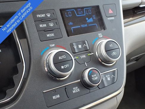 Used 2016 Toyota Sienna L image 21