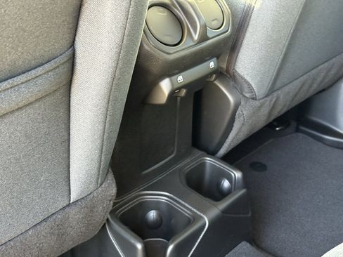 Used 2025 Jeep Wrangler Sport image 25