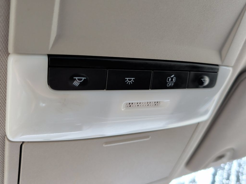 Used 2025 Nissan Altima 2.5 SV FWD image 46