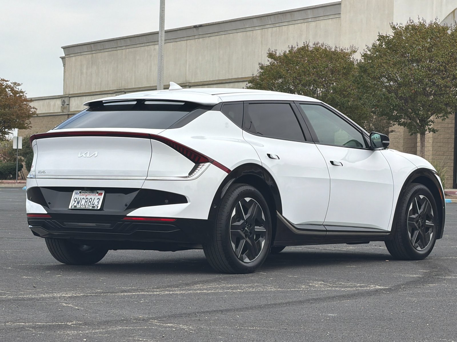 Used 2025 Kia EV6 Wind RWD image 4
