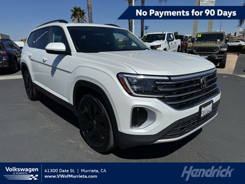 Used 2026 Volkswagen Atlas SE FWD image 1