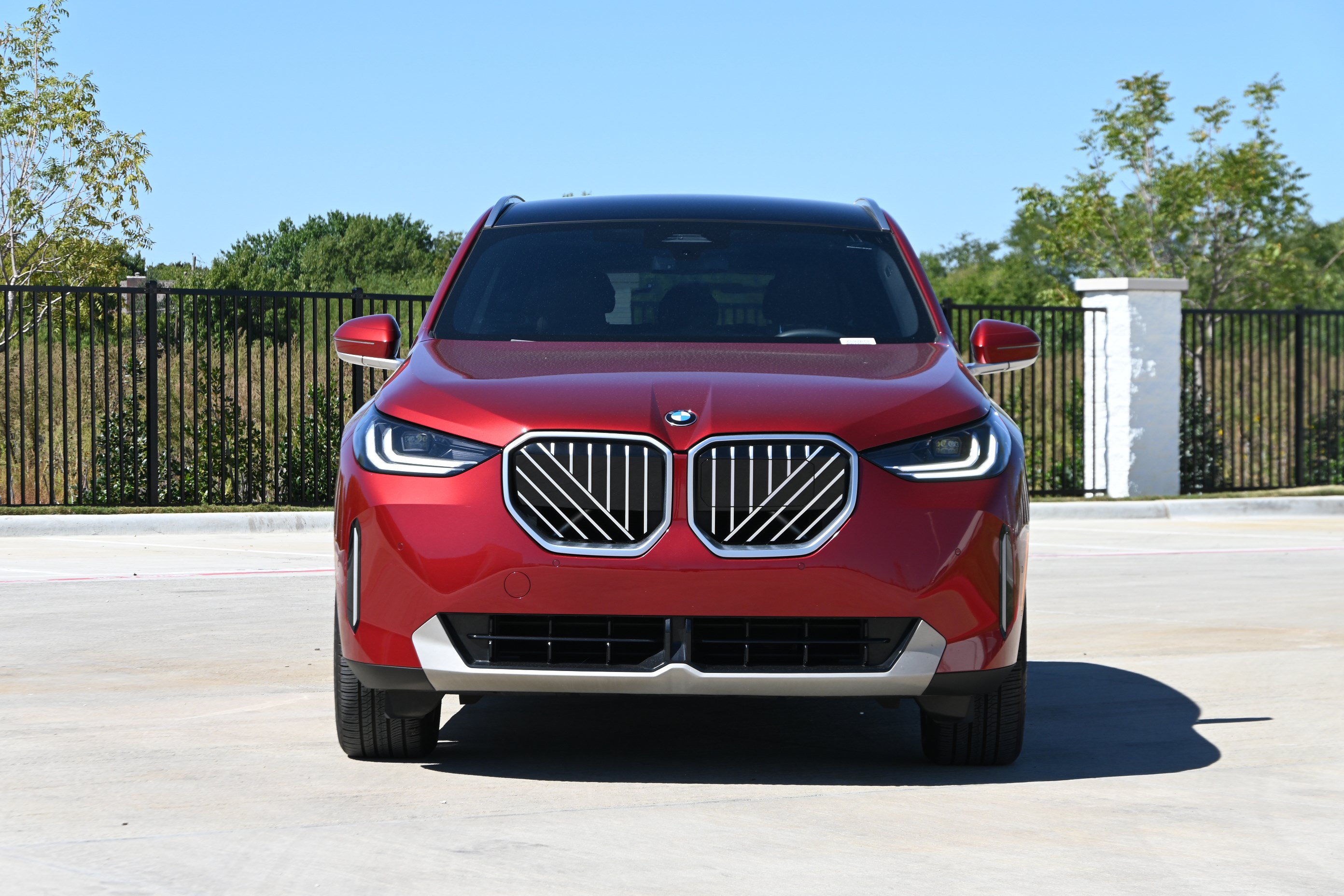 Certified 2025 BMW X3 xDrive30i w/ Convenience Package AWD/4WD image 3