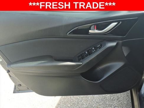 Used 2016 MAZDA MAZDA3 i Sport image 11