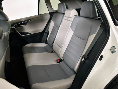 Certified 2019 Toyota RAV4 Limited image 19