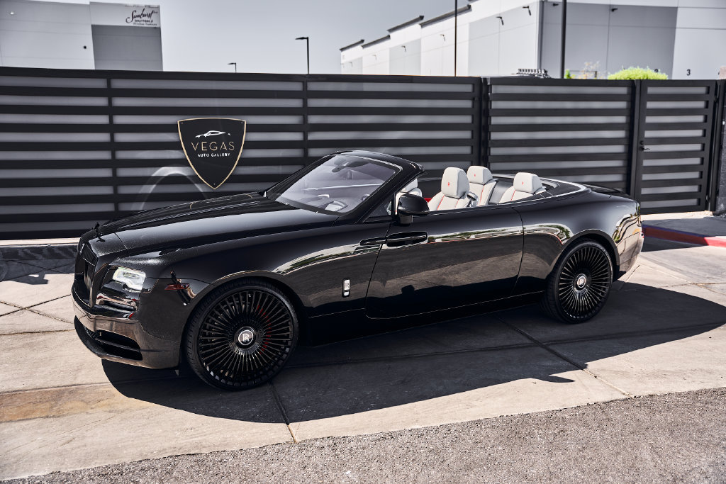 Used 2019 Rolls-Royce Dawn RWD image 6