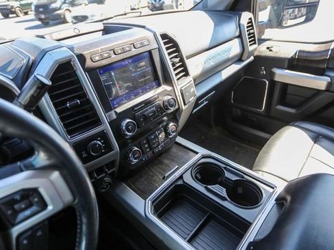 Used 2021 Ford F350 Lariat AWD/4WD image 5