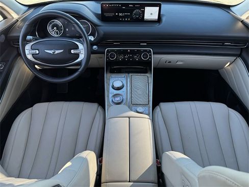 Used 2024 Genesis GV80 2.5T image 10