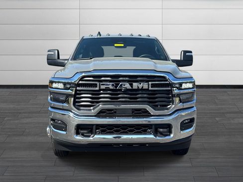 New 2026 RAM 3500 Tradesman AWD/4WD image 9