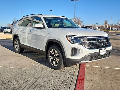 New 2026 Volkswagen Atlas SE image 5