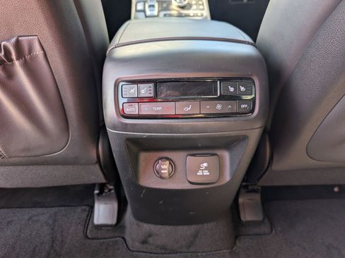 Used 2024 Hyundai Palisade Calligraphy image 27