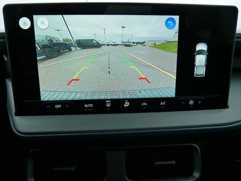 New 2025 Ford Maverick XL w/ Equipment Group 101A image 15