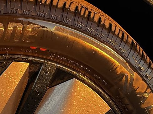 Used 2024 Nissan Ariya FWD image 10