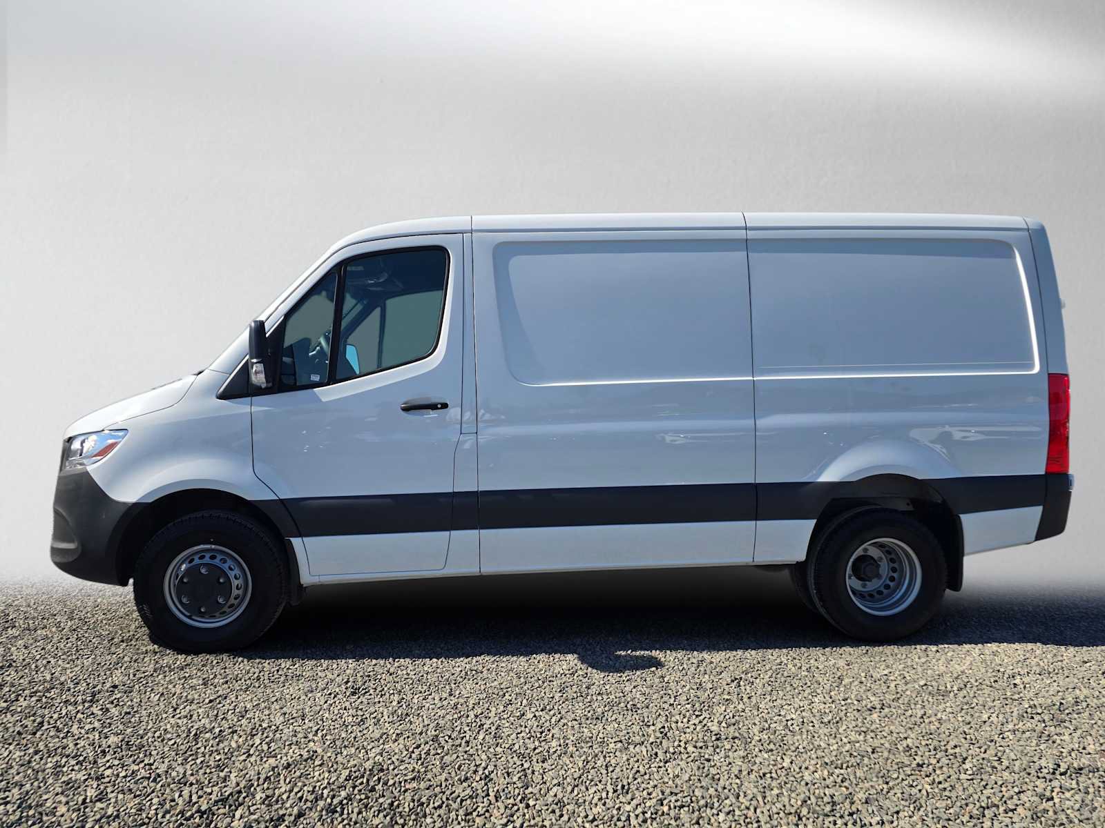 Used 2024 Mercedes-Benz Sprinter 3500 image 6
